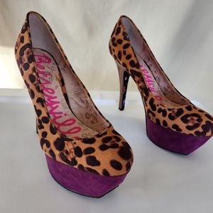Leopard Betseyville platform heels